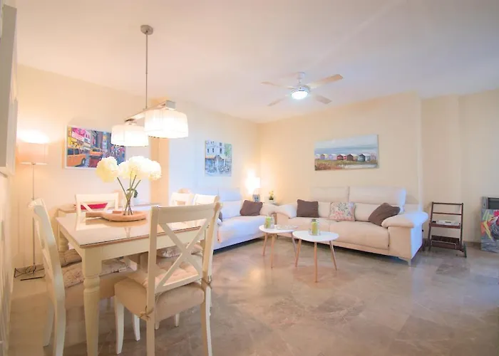 Puerto Marino By Edeal Homes 公寓